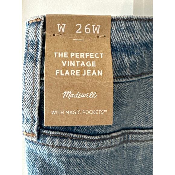 Madewell NWT The Plus Perfect Vintage Flare Jeans in Delavan Wash Size 26W - Picture 5 of 10